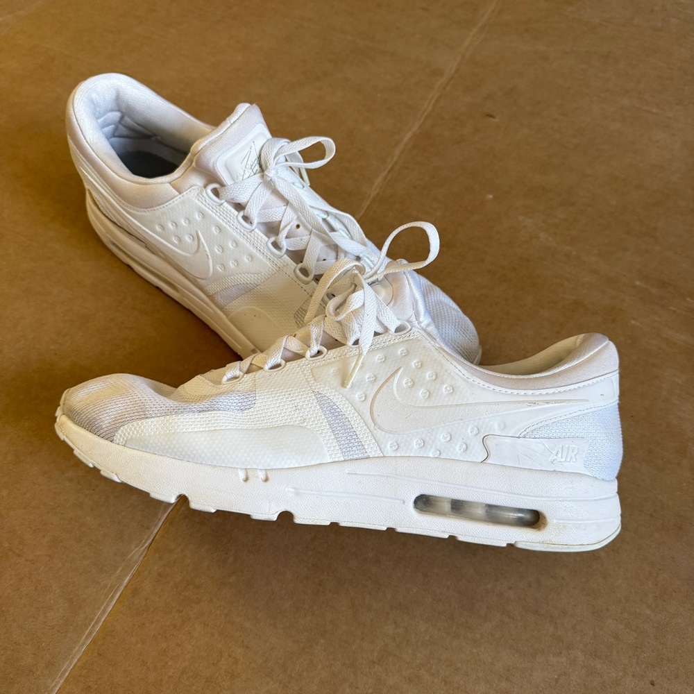Nike White Casual Sneakers
